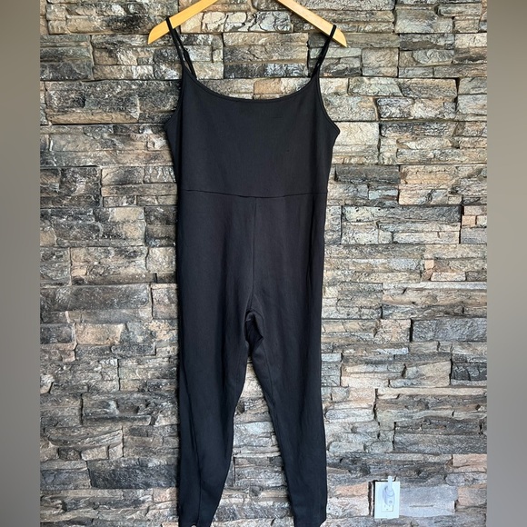 Wild Fable Black Jumpsuit with Crossed Straps - Picture 4 of 8